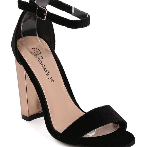 Breckelles Open Toe Velvet Ankle Strap Chunky Metallic Heels - Picture 2 of 5